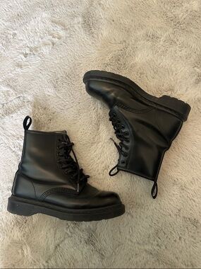 Doc Martens All black Original Combat boots